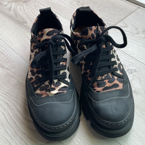 GANNI Leopard Print Lug Sole Sneaker (Size 9US / 39EU) - Picture 4 of 9
